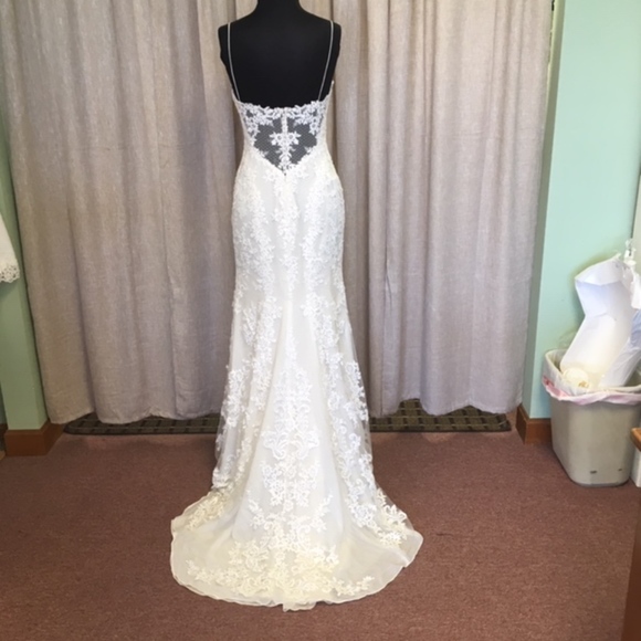 Sottero & Midgley Mattea  Size 6-8 - Picture 4 of 8